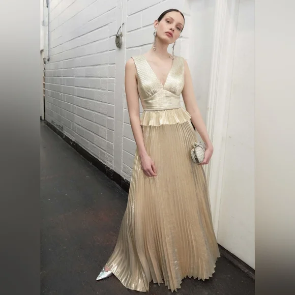 Self-Portrait Gold Metallic V-Neck Maxi Dress - Picture 6 of 10